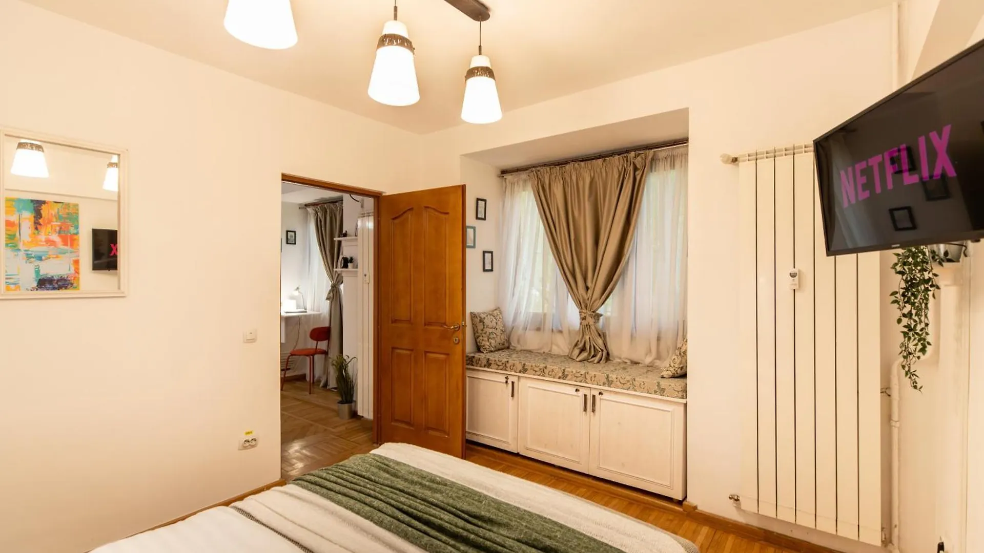 בוקרשט 2Br Apartment At Piata Natiunilor Unite: Perfect For City Center Stays רומניה